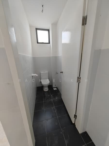 Shop / Office for Rent in Taman Bukit Kaze (Ulu Tiram) - Rachael Koh - PropertyGuru.com.my
