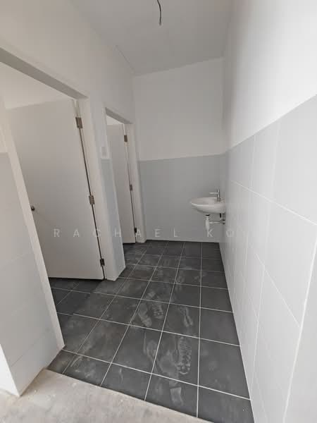 Shop / Office for Rent in Taman Bukit Kaze (Ulu Tiram) - Rachael Koh - PropertyGuru.com.my