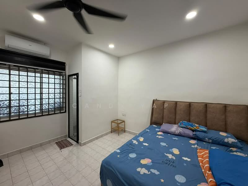 Semi-Detached House for Rent in Taman Megah Ria (Masai) - Candy Yap - Bedroom - PropertyGuru.com.my