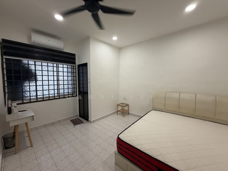 Semi-Detached House for Rent in Taman Megah Ria (Masai) - Candy Yap - Bedroom - PropertyGuru.com.my
