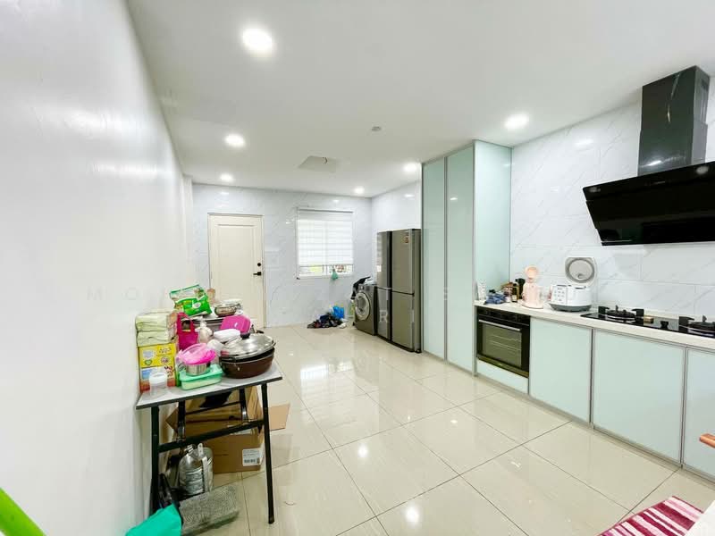 2-storey Terraced House for Sale in Dengkil (Selangor) - Mohd Aizat Saiful Bahri - Kitchen - PropertyGuru.com.my
