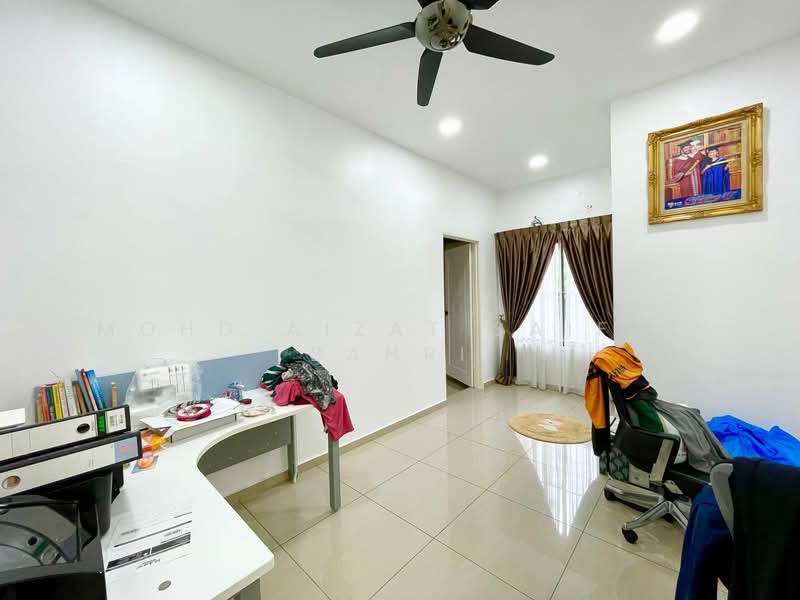 2-storey Terraced House for Sale in Dengkil (Selangor) - Mohd Aizat Saiful Bahri - Study - PropertyGuru.com.my