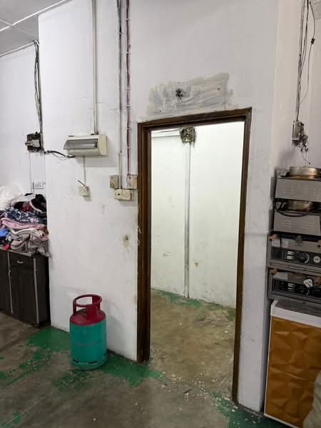 Kedai / Pejabat untuk Disewa di Kajang (Selangor) - Kamil Radzuan - Interior - PropertyGuru.com.my