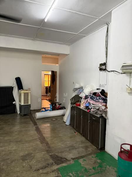Kedai / Pejabat untuk Disewa di Kajang (Selangor) - Kamil Radzuan - Interior - PropertyGuru.com.my