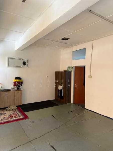 Kedai / Pejabat untuk Disewa di Kajang (Selangor) - Kamil Radzuan - Interior - PropertyGuru.com.my