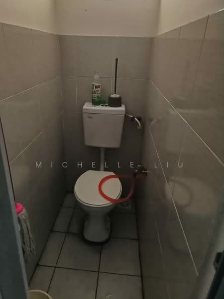Pangsapuri untuk Dijual di Sanctuary Court - Michelle Liu - Bathroom - PropertyGuru.com.my