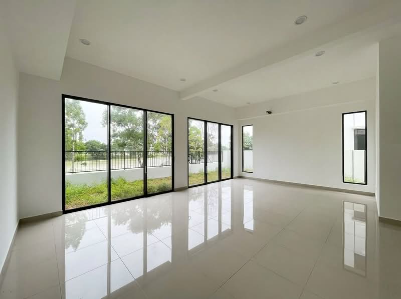 Semi-Detached House for Sale in Cyberjaya (Selangor) - Ali Idris - Living Room - PropertyGuru.com.my