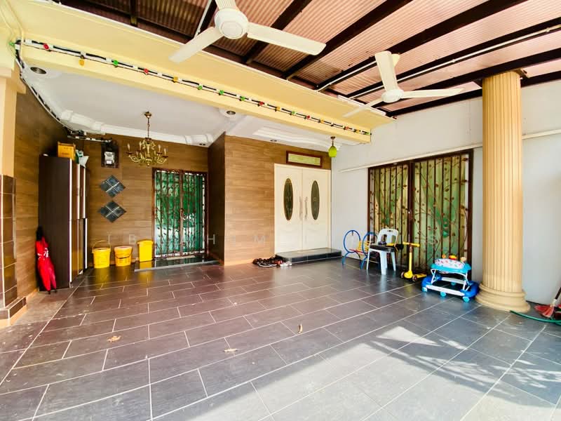 Rumah Teres 2 Tingkat untuk Dijual di Taman Gombak Permai (Batu Caves) - Ibrahim Iderus - Entrance - PropertyGuru.com.my