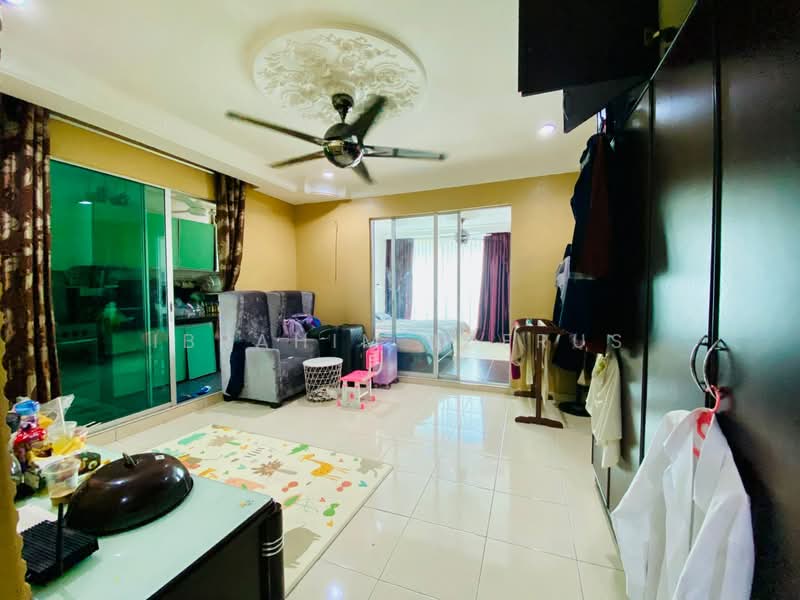 Rumah Teres 2 Tingkat untuk Dijual di Taman Gombak Permai (Batu Caves) - Ibrahim Iderus - Living Room - PropertyGuru.com.my