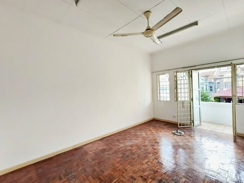 Rumah Teres 2 Tingkat untuk Dijual di Usj 11 (Subang Jaya) - Joyce Kok - Balcony - PropertyGuru.com.my
