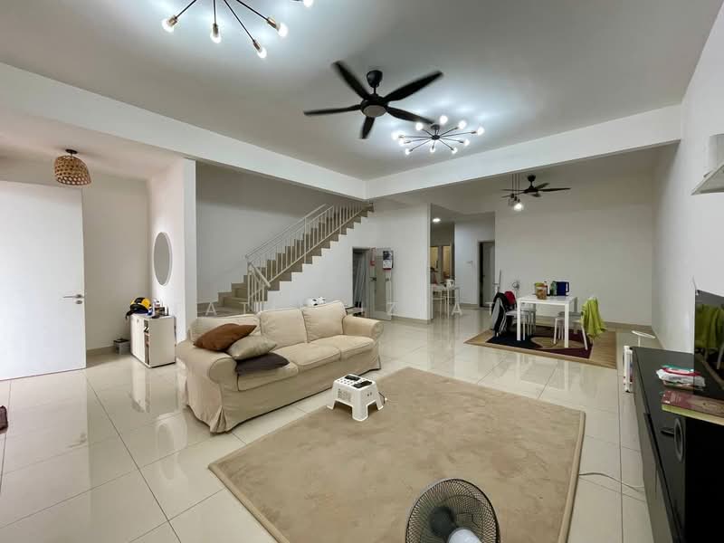 2-storey Terraced House for Sale in Bandar Putra (Kulai) - Fatin Izzaty - PropertyGuru.com.my