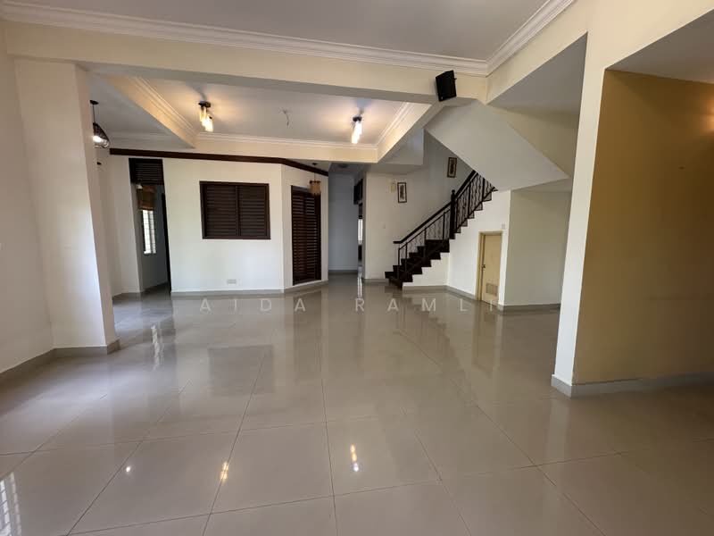 2-storey Terraced House for Sale in Bukit Jelutong (Shah Alam) - Aida Ramli - PropertyGuru.com.my