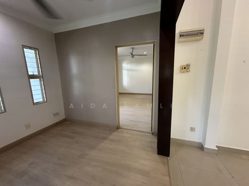 2-storey Terraced House for Sale in Bukit Jelutong (Shah Alam) - Aida Ramli - PropertyGuru.com.my
