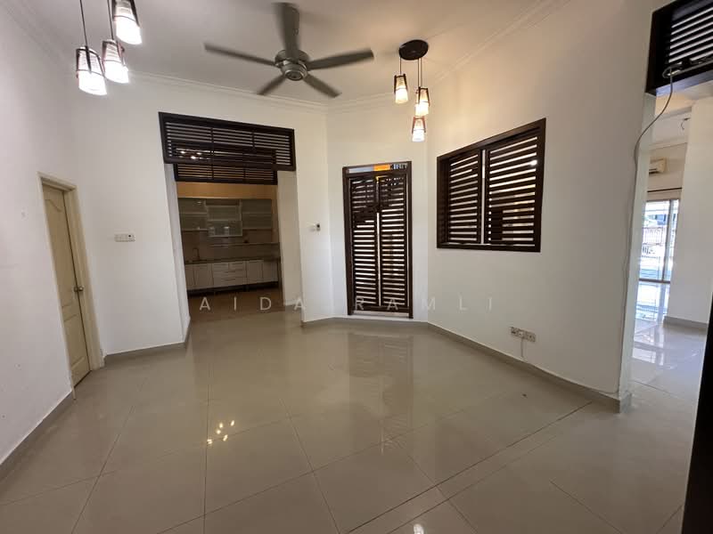 2-storey Terraced House for Sale in Bukit Jelutong (Shah Alam) - Aida Ramli - PropertyGuru.com.my
