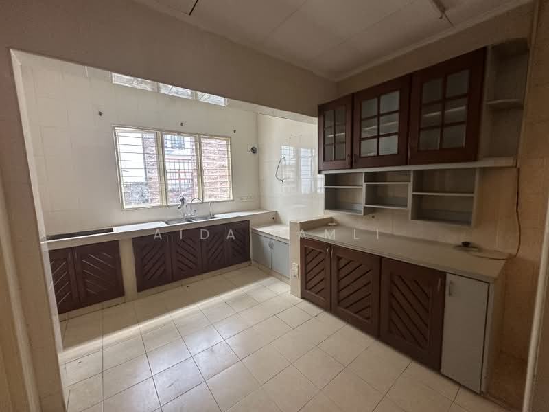 2-storey Terraced House for Sale in Bukit Jelutong (Shah Alam) - Aida Ramli - PropertyGuru.com.my