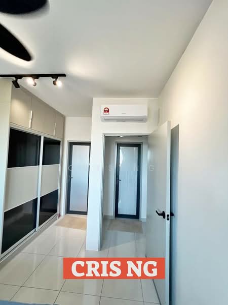 Kondominium untuk Dijual di Fairview Residence - Cris Ng - Corridor - PropertyGuru.com.my