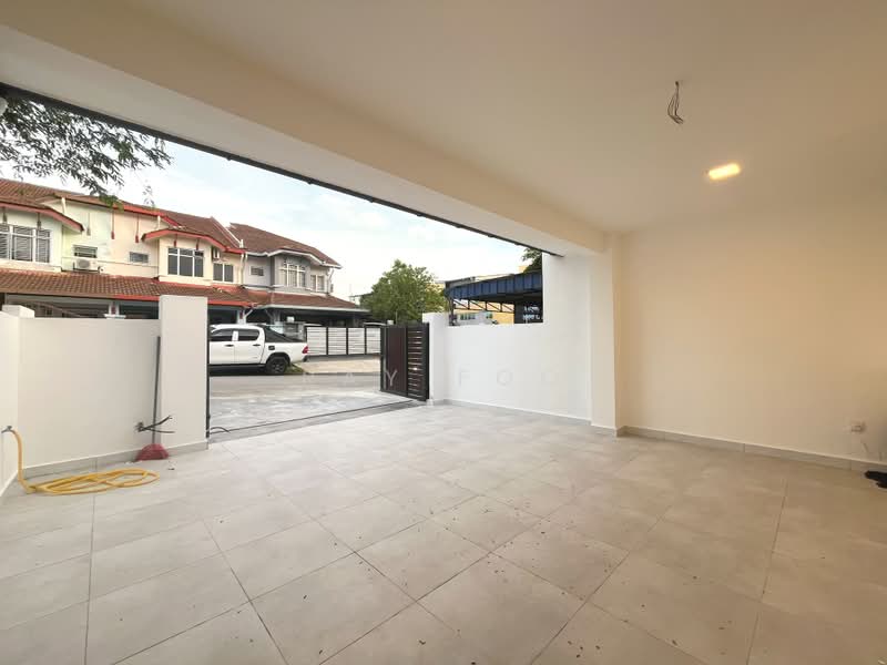 Rumah Teres 2 Tingkat untuk Dijual di Mahkota Cheras (Cheras) - Ray Foo - Entrance - PropertyGuru.com.my