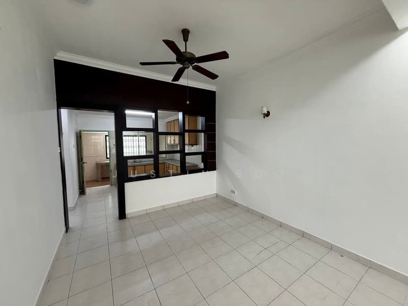 Rumah Teres 2 Tingkat untuk Dijual di Skudai (Johor) - Justin Soo - Living Room - PropertyGuru.com.my