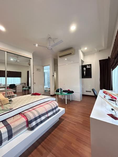 Bungalow for Sale in Kajang (Selangor) - Hanif Hanz - Bedroom - PropertyGuru.com.my