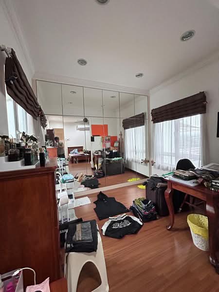Bungalow for Sale in Kajang (Selangor) - Hanif Hanz - Bedroom - PropertyGuru.com.my
