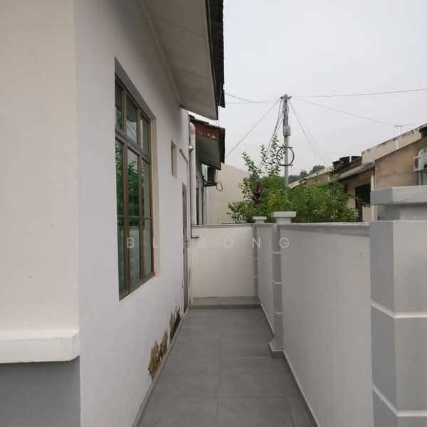 1-storey Terraced House for Sale in Taman Saujana Permai (Bukit Katil) - BL Bong - PropertyGuru.com.my
