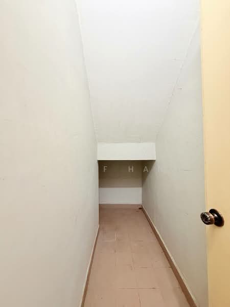 Rumah Teres 2.5 Tingkat untuk Dijual di Batu Caves (Selangor) - Hanif Hanz - Corridor - PropertyGuru.com.my