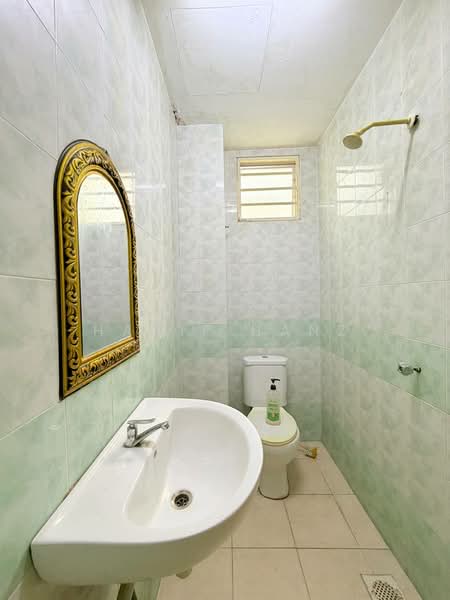Rumah Teres 2.5 Tingkat untuk Dijual di Batu Caves (Selangor) - Hanif Hanz - Bathroom - PropertyGuru.com.my