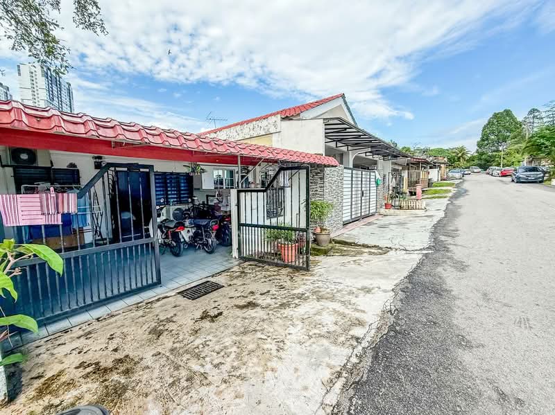 Rumah Teres 1 Tingkat untuk Dijual di Bandar Tun Hussein Onn (Cheras) - Amzar Faiz - PropertyGuru.com.my