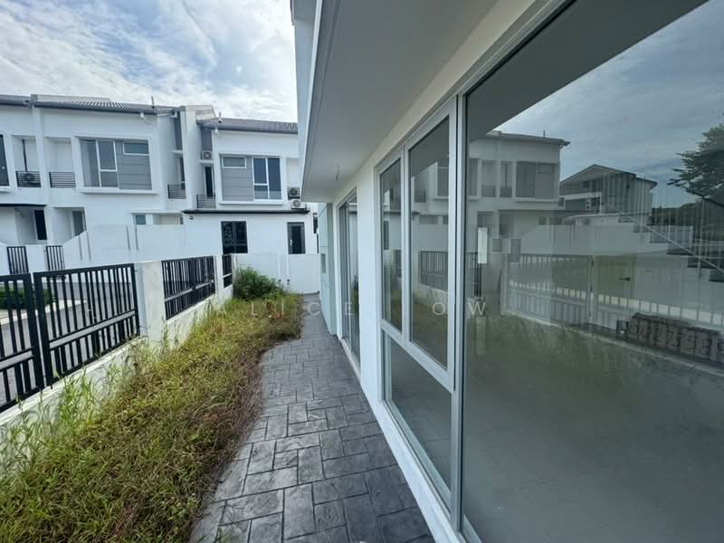 Rumah Teres 2-Tingkat untuk Dijual di Rawang (Selangor) - Alice Low - Exterior - PropertyGuru.com.my