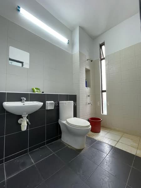 Rumah Teres 2 Tingkat untuk Dijual di Taman Pulai Hijauan (Skudai) - Gloson Ten - Bathroom - PropertyGuru.com.my