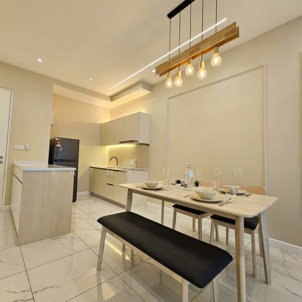 Servis Apartment untuk Dijual di Cubic Botanical - Kathryn Low - Kitchen - PropertyGuru.com.my