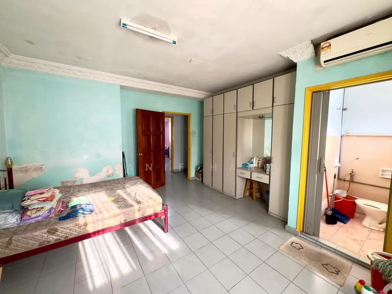 Rumah Flat untuk Dijual di Bandar Baru Ampang - Hanif Hanz - Bedroom - PropertyGuru.com.my