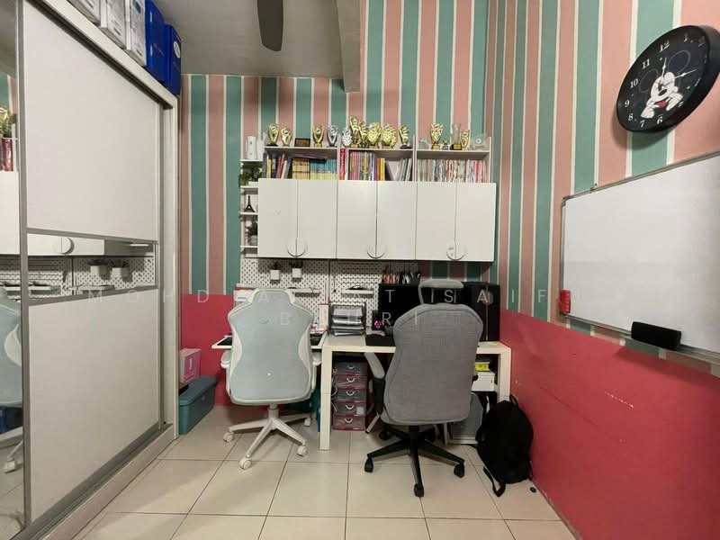 Rumah Berkembar untuk Dijual di Telok Panglima Garang (Selangor) - Mohd Aizat Saiful Bahri - Study - PropertyGuru.com.my