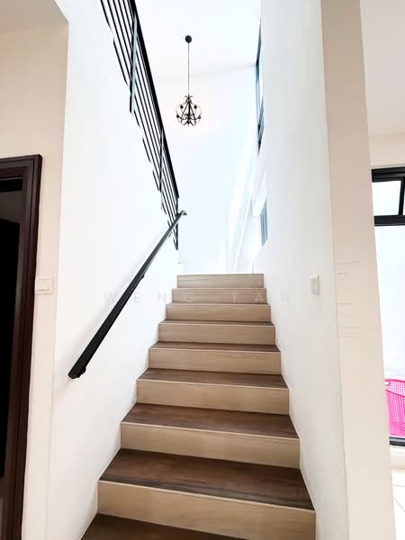 Rumah Teres 2 Tingkat untuk Dijual di Laman Glenmarie (Shah Alam) - Weng Tan - Interior - PropertyGuru.com.my
