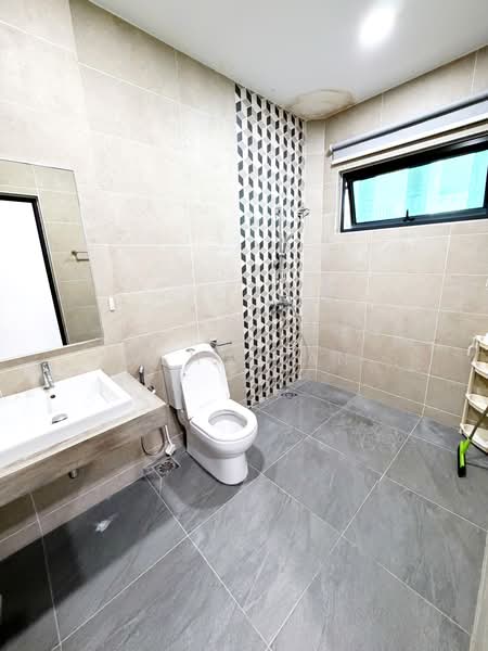 Rumah Teres 2 Tingkat untuk Dijual di Laman Glenmarie (Shah Alam) - Weng Tan - Bathroom - PropertyGuru.com.my