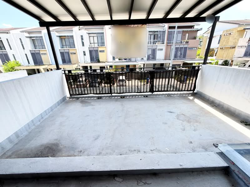 Rumah Teres 2 Tingkat untuk Dijual di Laman Glenmarie (Shah Alam) - Weng Tan - Exterior - PropertyGuru.com.my