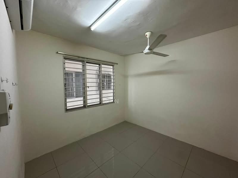 Condominium for Rent at Platinum Lake PV 16 - Kin L - PropertyGuru.com.my