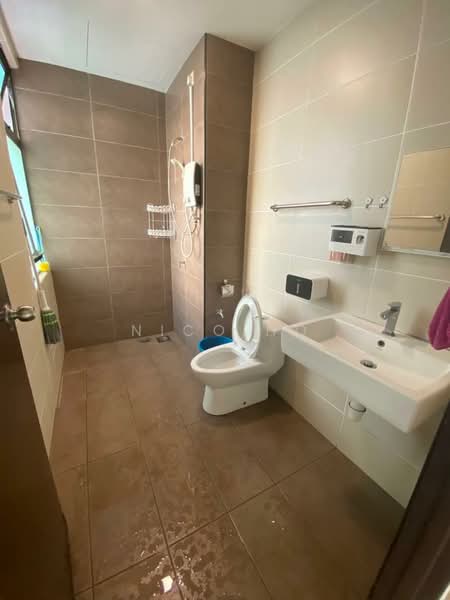 Servis Apartment untuk Disewa di Wave @ Marina Cove - Nico Ho - Bathroom - PropertyGuru.com.my