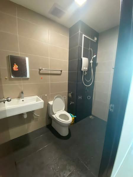 Servis Apartment untuk Disewa di Wave @ Marina Cove - Nico Ho - Bathroom - PropertyGuru.com.my