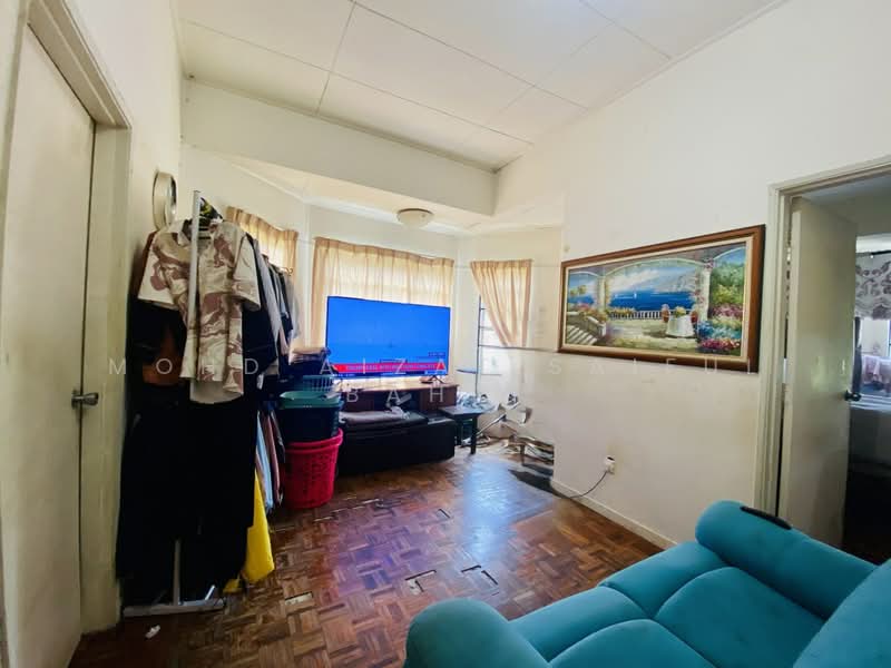 Rumah Teres 2.5 Tingkat untuk Dijual di Setiawangsa (Kuala Lumpur) - Mohd Aizat Saiful Bahri - Living Room - PropertyGuru.com.my