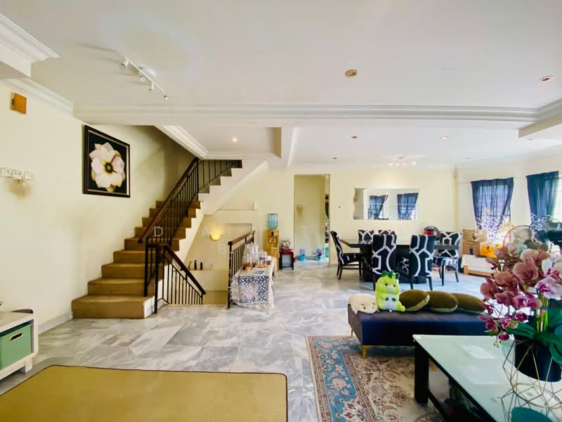 Rumah Teres 2.5 Tingkat untuk Dijual di Setiawangsa (Kuala Lumpur) - Mohd Aizat Saiful Bahri - Living Room - PropertyGuru.com.my