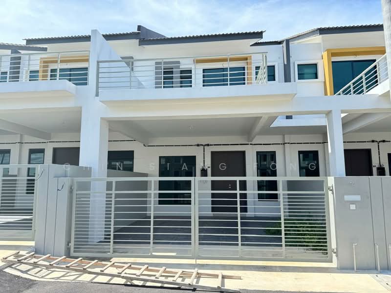 2-storey Terraced House for Rent in Ayer Molek (Melaka) - Chin Siang Fong - Exterior - PropertyGuru.com.my