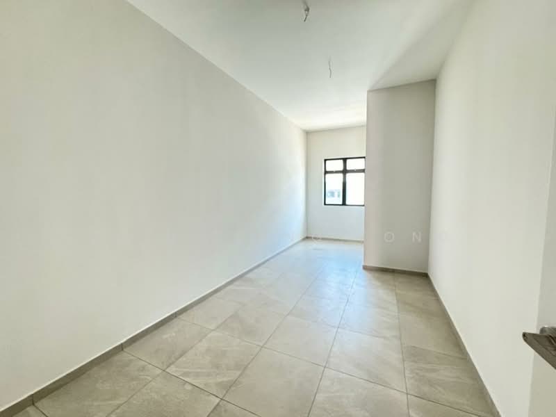 2-storey Terraced House for Rent in Ayer Molek (Melaka) - Chin Siang Fong - 2nd room - PropertyGuru.com.my