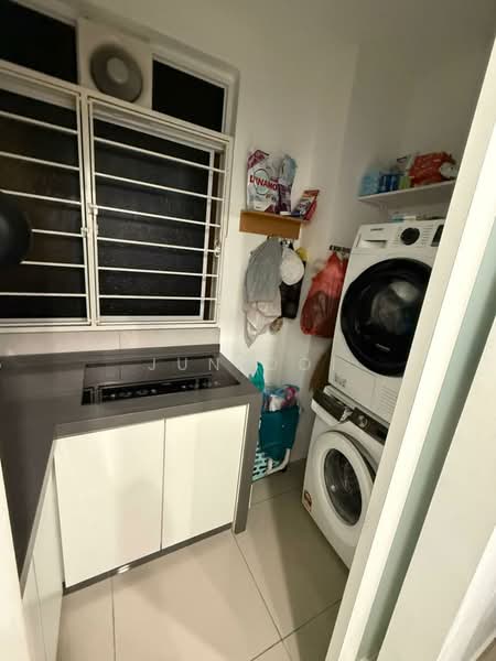 Kondominium untuk Dijual di Setia Sky Ville - Jun Ooi - Kitchen - PropertyGuru.com.my