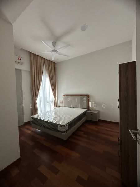 Service Residence for Sale at Sapphire Paradigm - Aeric Petrelli Goh - Bedroom - PropertyGuru.com.my