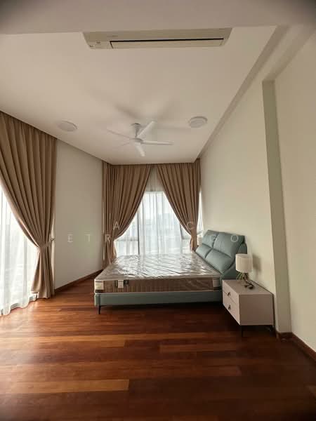 Service Residence for Sale at Sapphire Paradigm - Aeric Petrelli Goh - Bedroom - PropertyGuru.com.my