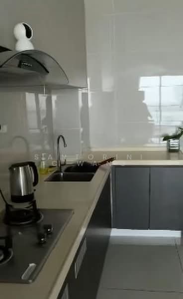 Kondominium untuk Disewa di Lovell @ Country Garden Danga Bay - Santorinic Wang - Kitchen - PropertyGuru.com.my