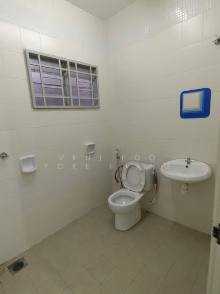 Rumah Teres 2 Tingkat untuk Disewa di Setia Alam (Selangor) - Veni Foo Yoke Fuang - Bathroom - PropertyGuru.com.my
