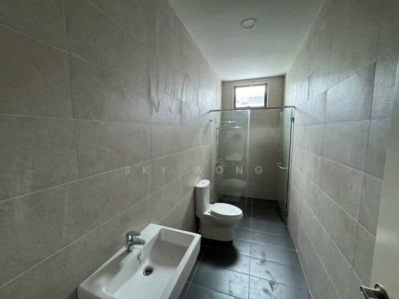 Rumah Teres 2.5 Tingkat untuk Disewa di Taman Nusaputra Timur (Puchong) - Sky Wong - Bathroom - PropertyGuru.com.my