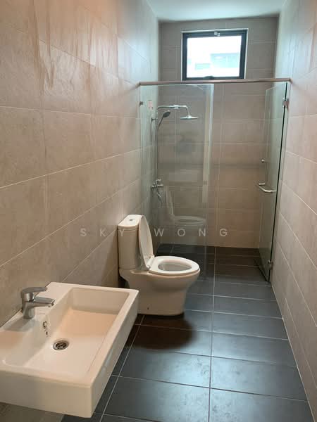 Rumah Teres 2.5 Tingkat untuk Disewa di Taman Nusaputra Timur (Puchong) - Sky Wong - Bathroom - PropertyGuru.com.my